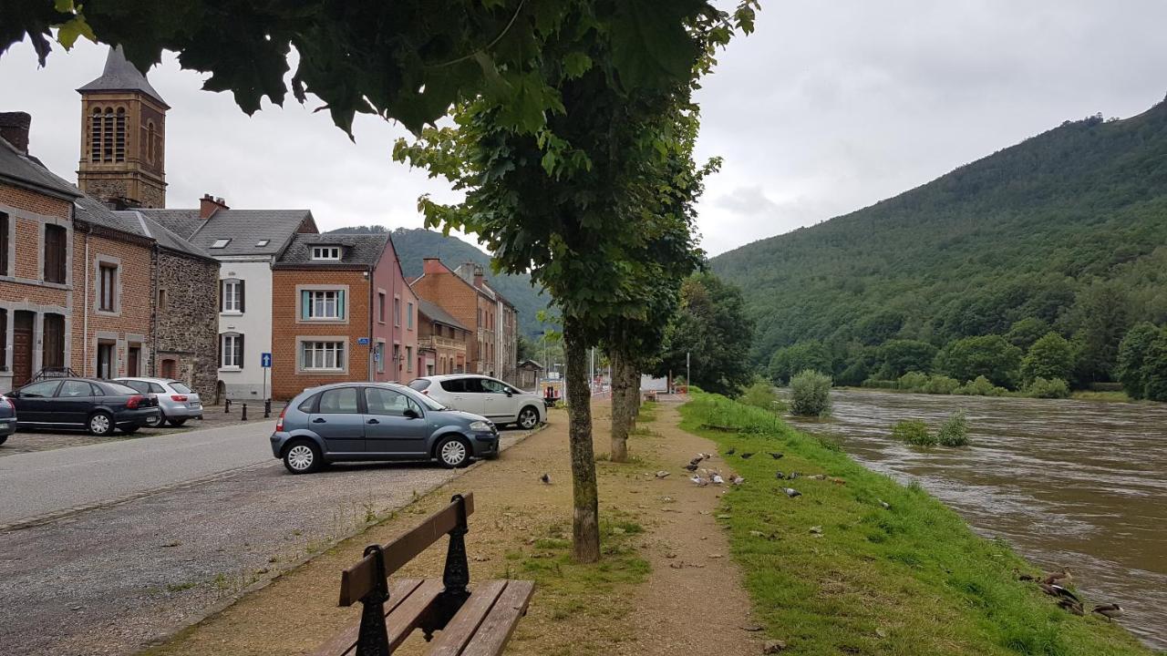 Villa Le Balcon Sur La Meuse Revin  Exterior foto
