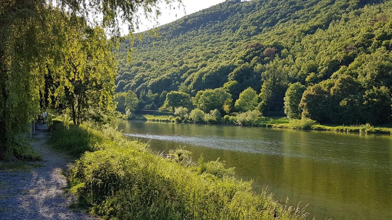 Villa Le Balcon Sur La Meuse Revin  Exterior foto